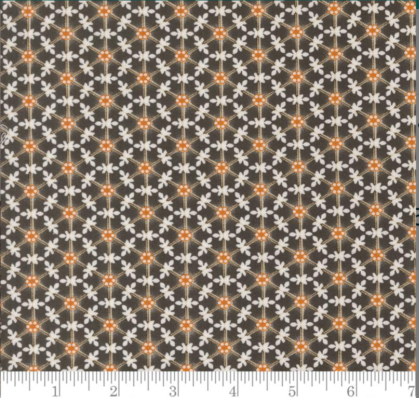 Roman Shade - Made with "Wreaths Blenders Flower - Midnight" fabric