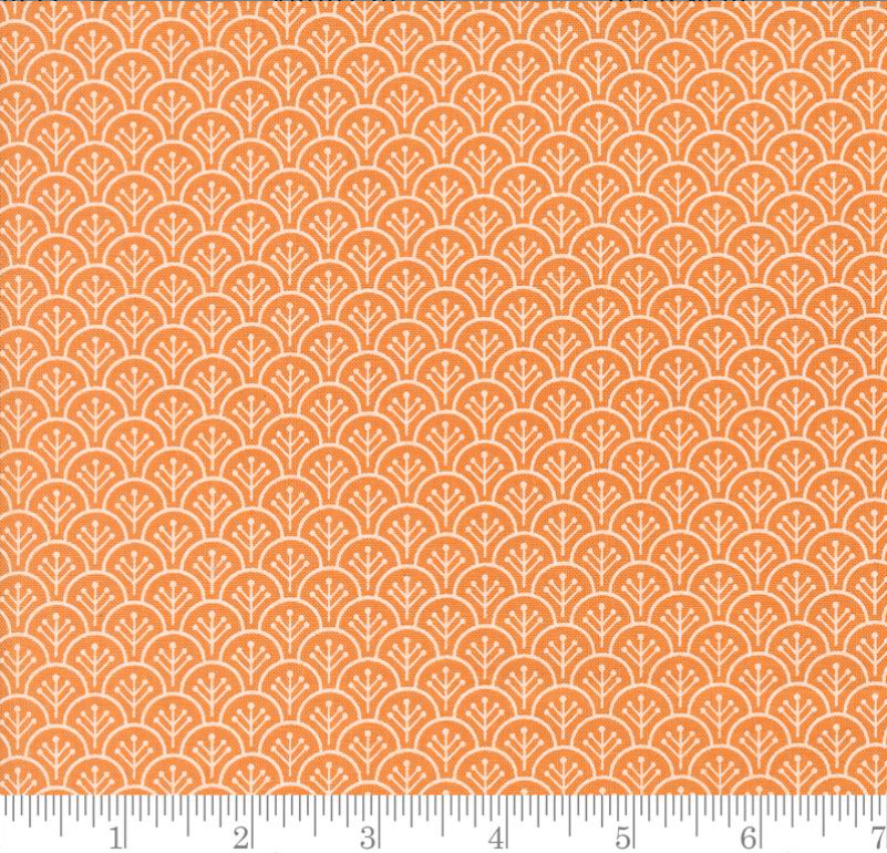 One Curtain Panel - "Scallops Blenders - Pumpkin"