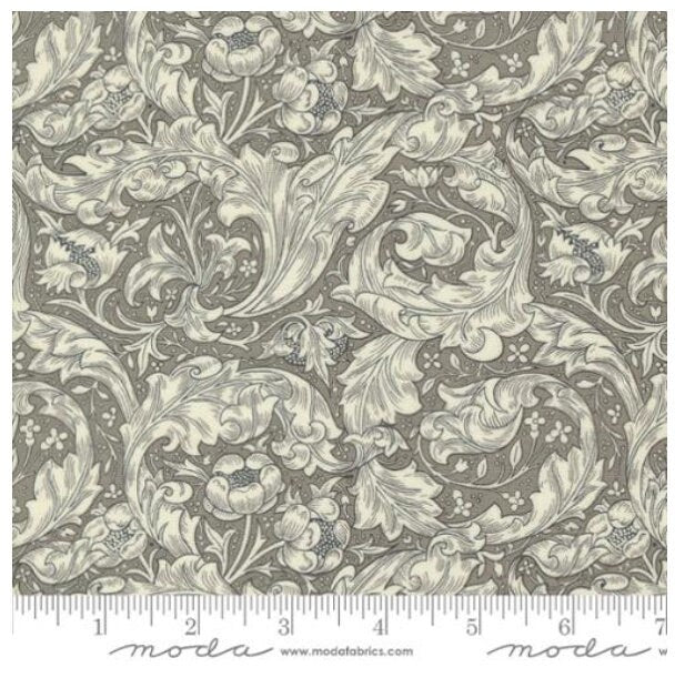 One Holiday Tree Skirt "Bachelors Button Florals Leaf Dove" fabric Ebony Suite By Barbara Brackman for Moda Fabrics. William Morris