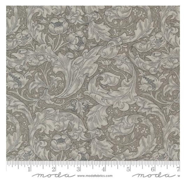 One Holiday Tree Skirt "Bachelors Button Florals Leaf Dove" fabric Ebony Suite By Barbara Brackman for Moda Fabrics. William Morris