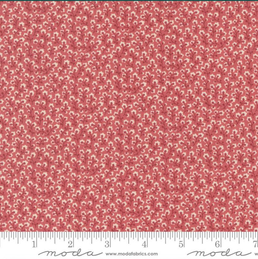 One Holiday Tree Skirt "Dauphine Blenders Faded Red" fabric Antoinette French General. Home Decor, handmade in Ohio
