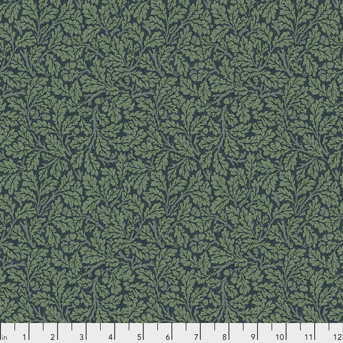 One Holiday Tree Skirt "Oak - Indigo" William Morris FreeSpirit Fabrics