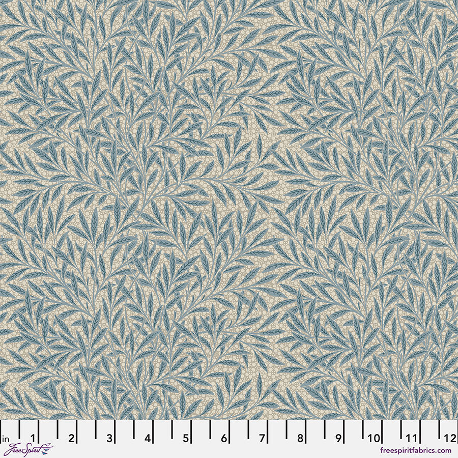One Holiday Tree Skirt "Emerys Willow - Woad Blue" William Morris Emery Walker FreeSpirit Fabrics