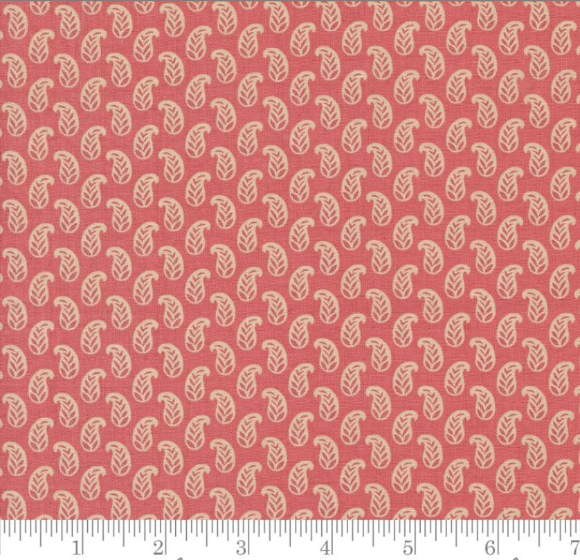 Tie-Up Shade "Rouenneries Trois - Cherie Foulard Faded Red"